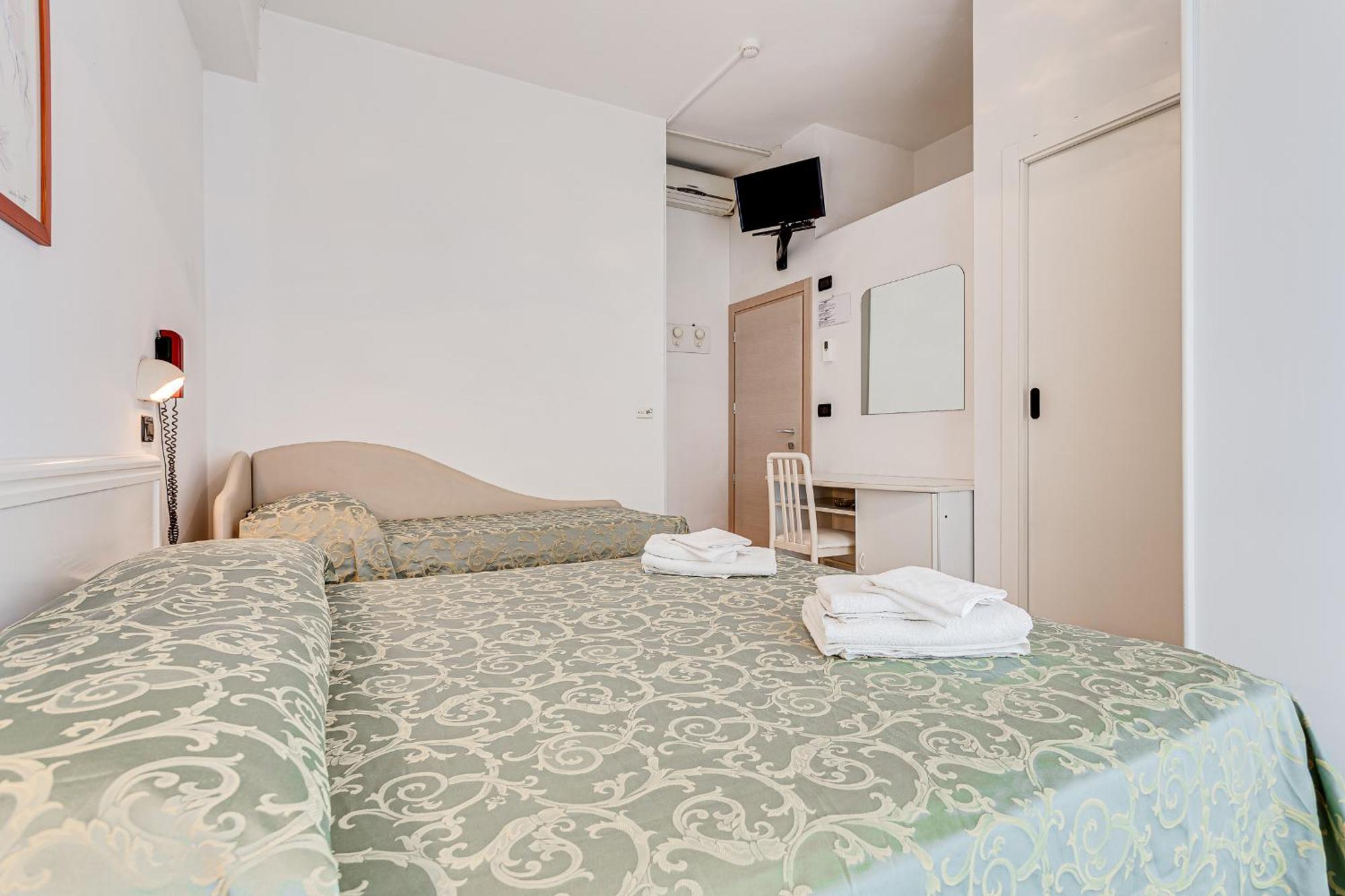 Hotel Sirena Bellaria-Igea Marina Exterior photo
